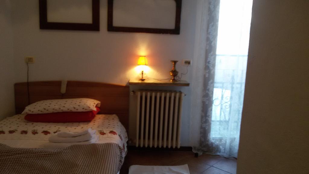 Villa Fiorita Monfalcone Ruang foto